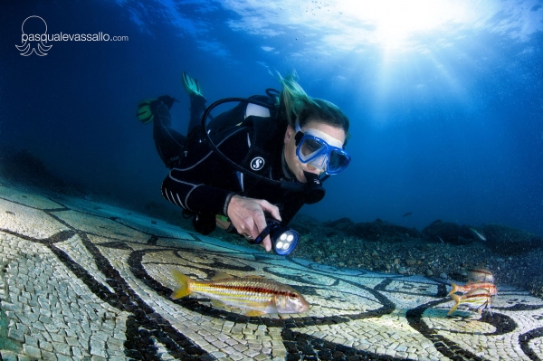 Il vero tuffo nel passato: l'antica Città sommersa di Baia in un tour imperdibile